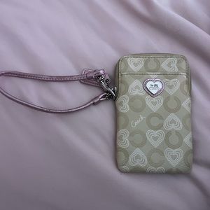 Vintage early 2000’s coach wallet wristlet